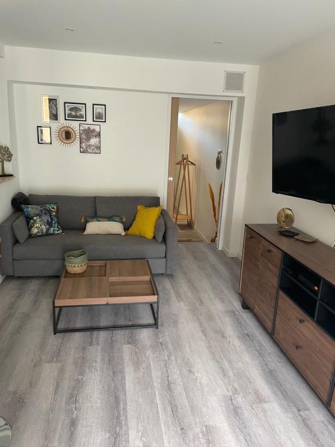 Fleurance Appartement En Rez De Jardin Tout Equipe מראה חיצוני תמונה