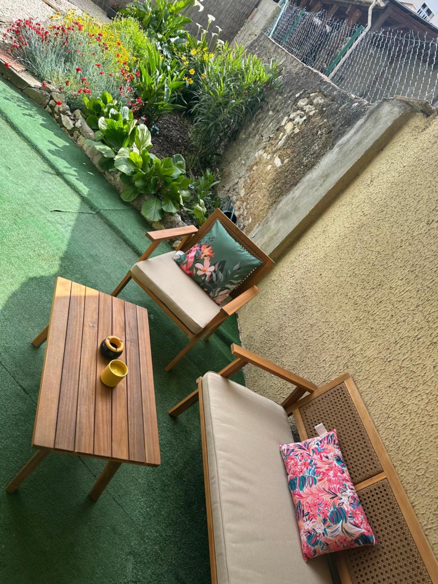 Fleurance Appartement En Rez De Jardin Tout Equipe מראה חיצוני תמונה